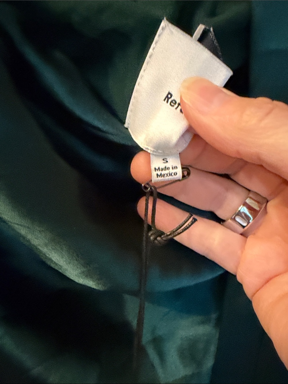 Reformation silk dress Oren - Picture 6 of 6